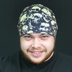 шапка с черепами