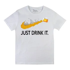 Прикольные футболки: Just Drink It черная