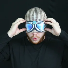 Прикольная шапка: шапка Пилот