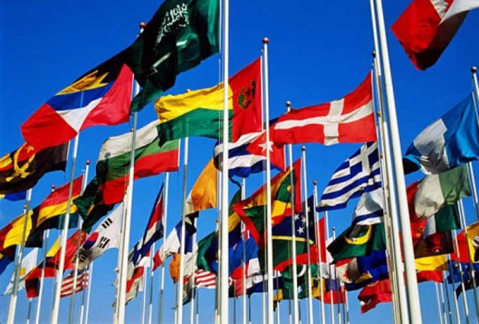 изготовление флагов для улицы